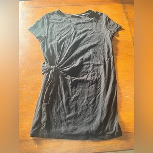 Vince tie front black short sleeve dress size medium